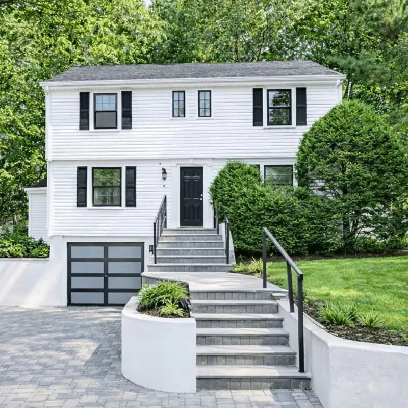 26 Watertown St, Lexington, MA 02421